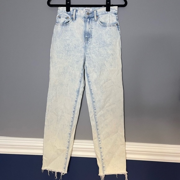PISTOLA CHEWED HEM JEANS LIGHT WASH SIZE 24 - Picture 1 of 5
